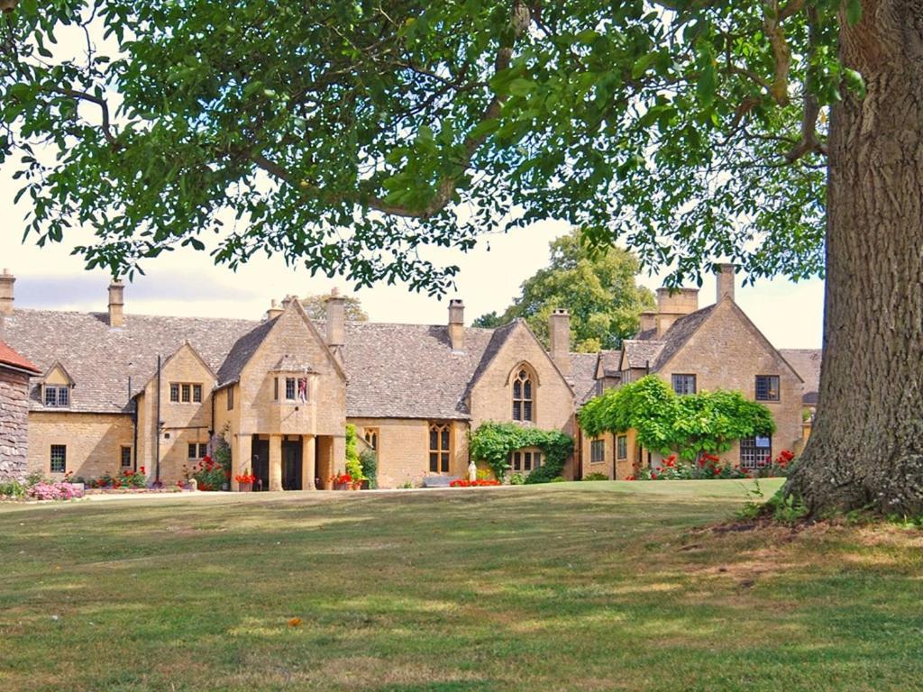 Abbots Grange Manor House (Adults Only) Hotel Бродуей Екстериор снимка